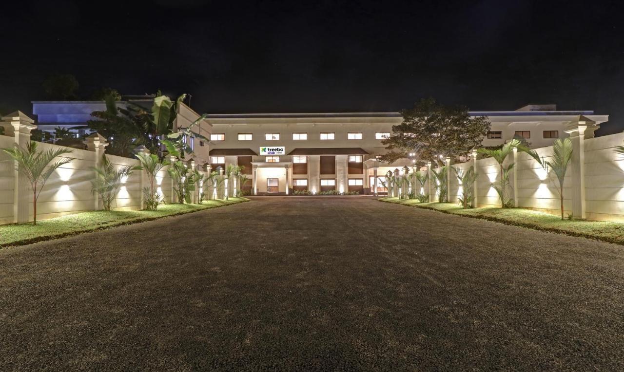 Hotel Treebo Premium Vahada 7 Minutes Drive From Ambalapuzha Sree Krishna Swamy Temple Alappuzha Esterno foto